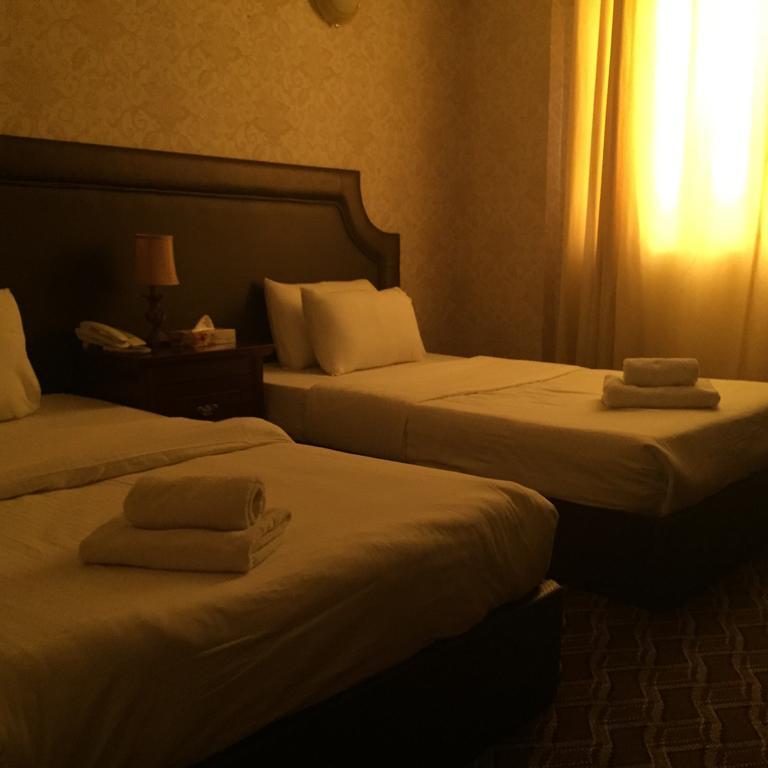 Al Mourouj Inn Hotel Доха Екстериор снимка